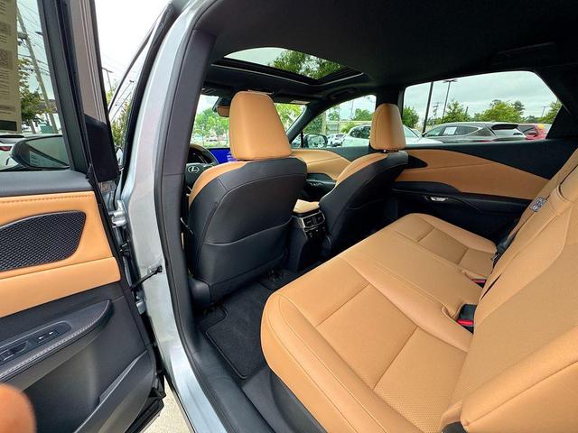 Photo of 2024 Iridium Lexus RX 350