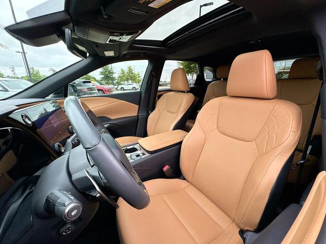 Photo of 2024 Iridium Lexus RX 350
