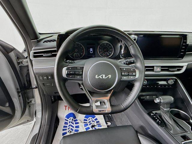 Photo of 2024 Wolf Gray Kia K5