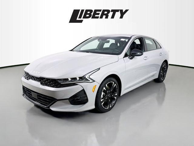 Photo of 2024 Wolf Gray Kia K5