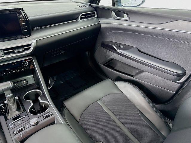 Photo of 2024 Wolf Gray Kia K5