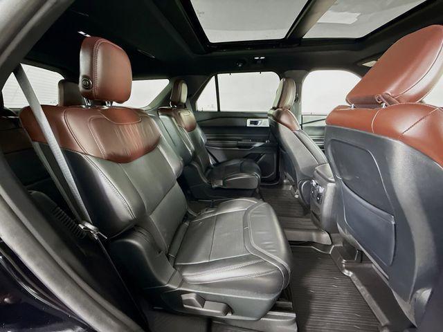 Photo of 2020 Black Ford Explorer
