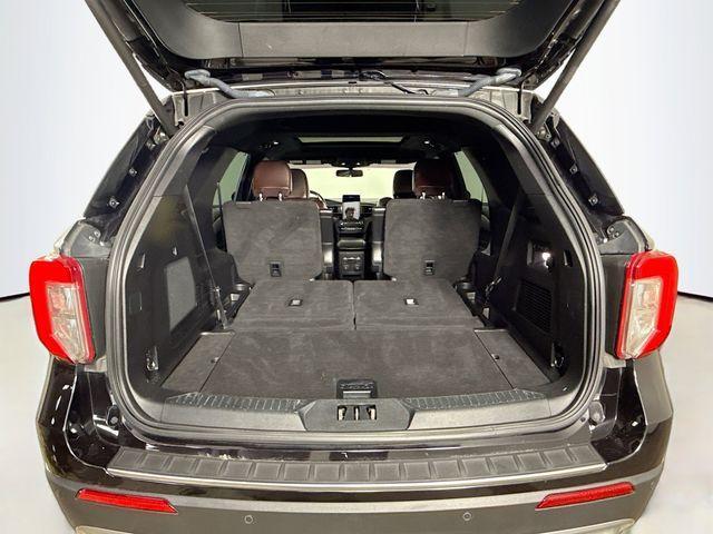 Photo of 2020 Black Ford Explorer
