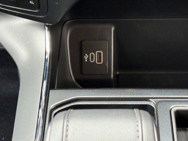 Photo of 2025 Oxford White Ford F-150