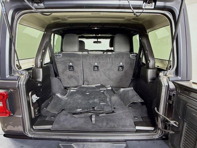 Photo of 2019 Granite Crystal Clearcoat Metallic Jeep Wrangler Unlimited