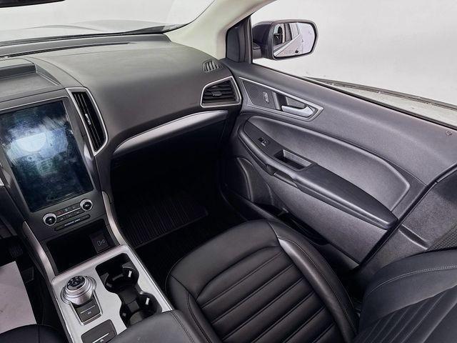 Photo of 2022 Stone Blue Metallic Ford Edge