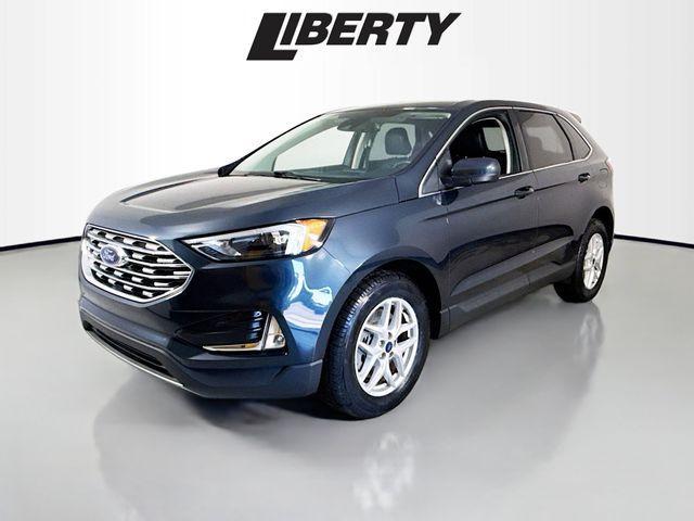 Photo of 2022 Stone Blue Metallic Ford Edge