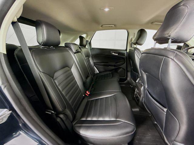 Photo of 2022 Stone Blue Metallic Ford Edge