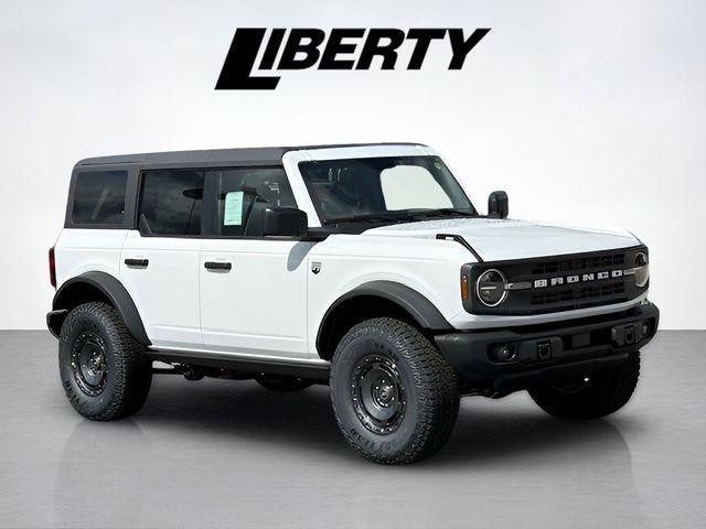 Photo of 2025 Oxford White Ford Bronco