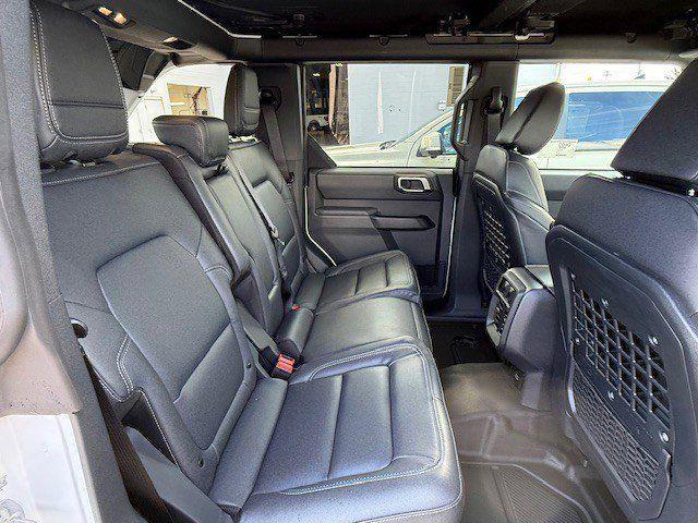 Photo of 2025 Oxford White Ford Bronco