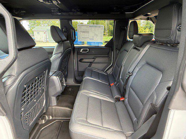 Photo of 2025 Oxford White Ford Bronco