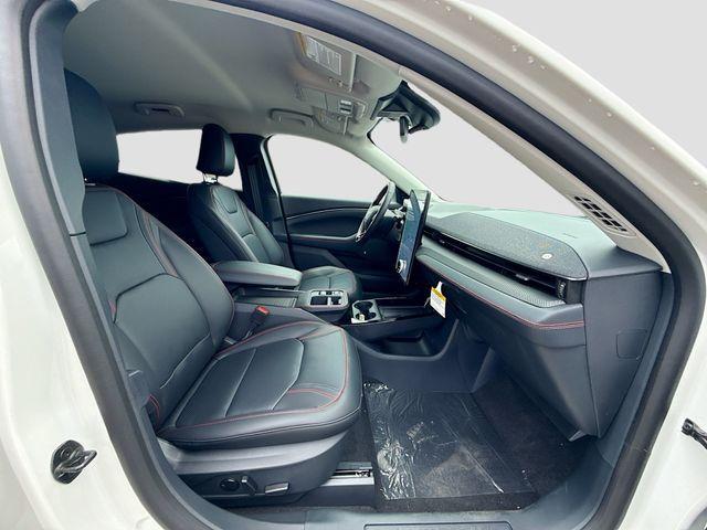 Photo of 2025 White Ford Mustang Mach-E