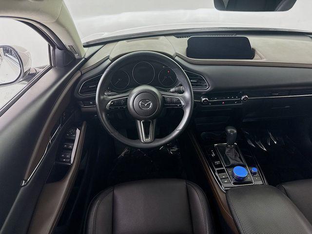 Photo of 2024 Snowflake White Pearl Mazda CX-30