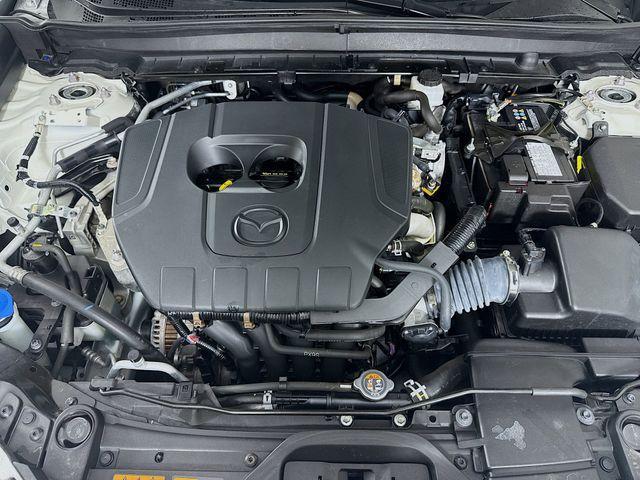 Photo of 2024 Snowflake White Pearl Mazda CX-30