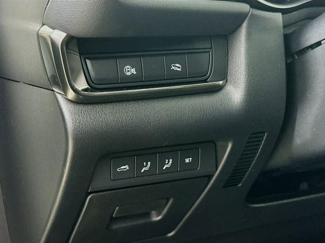 Photo of 2024 Snowflake White Pearl Mazda CX-30