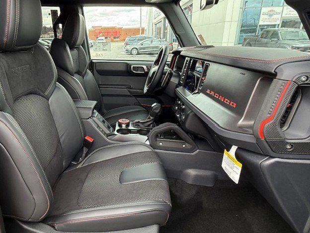 Photo of 2025 Green Ford Bronco