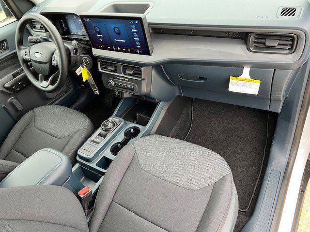 Photo of 2025 Oxford White Ford Maverick