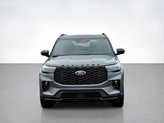 Photo of 2025 Gray Metallic Ford Explorer