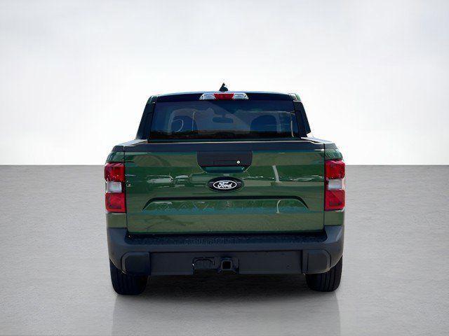 Photo of 2025 Green Ford Maverick