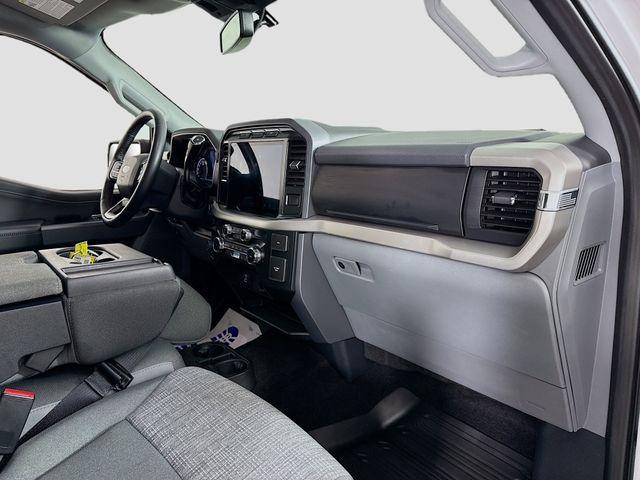 Photo of 2022 Oxford White Ford F-150