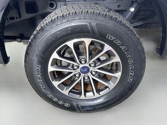 Photo of 2018 Shadow Black Ford F-150