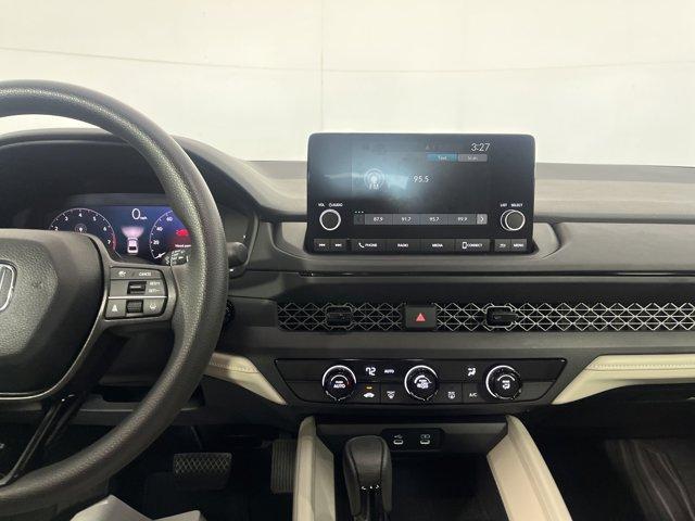 Photo of 2025 Platinum White Pearl Honda Accord