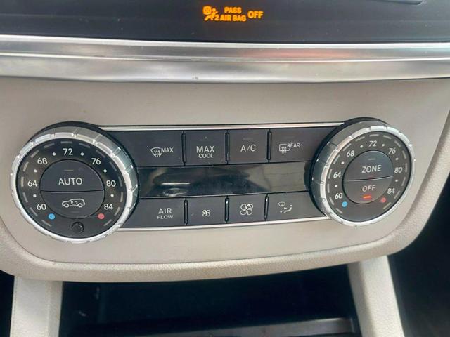 Photo of 2015 Silver Mercedes-Benz M-Class