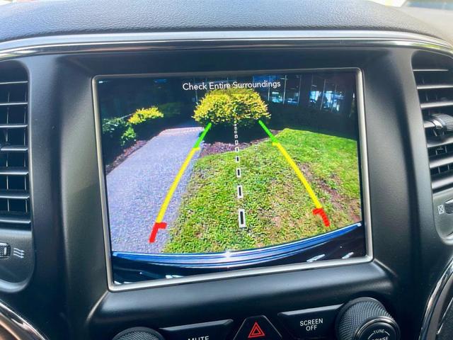 Photo of 2018 Black Jeep Grand Cherokee