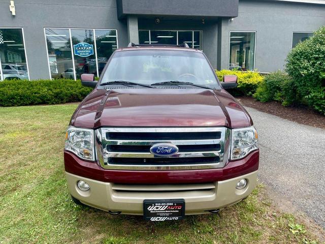 Photo of 2010 Burgundy Ford Expedition