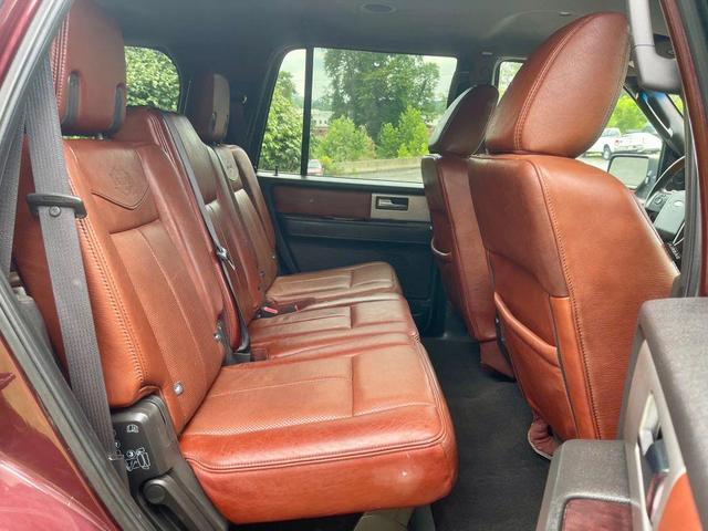 Photo of 2010 Burgundy Ford Expedition