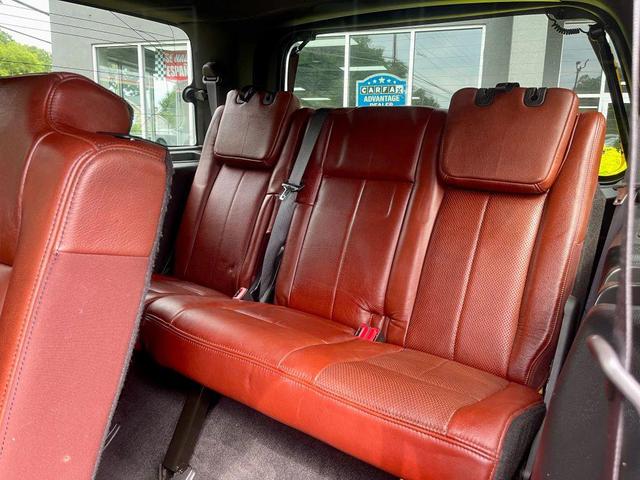 Photo of 2010 Burgundy Ford Expedition