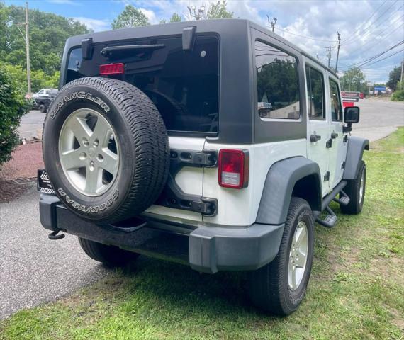 Photo of 2016 White Jeep Wrangler Unlimited