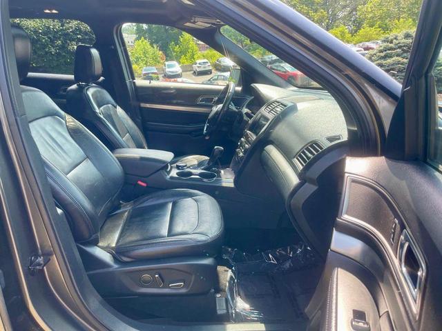 Photo of 2018 Grey Ford Explorer