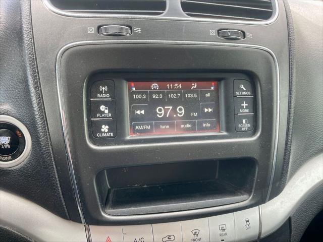 Photo of 2015 Gray Dodge Journey