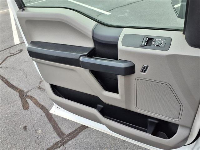 Photo of 2020 Oxford White Ford F-150