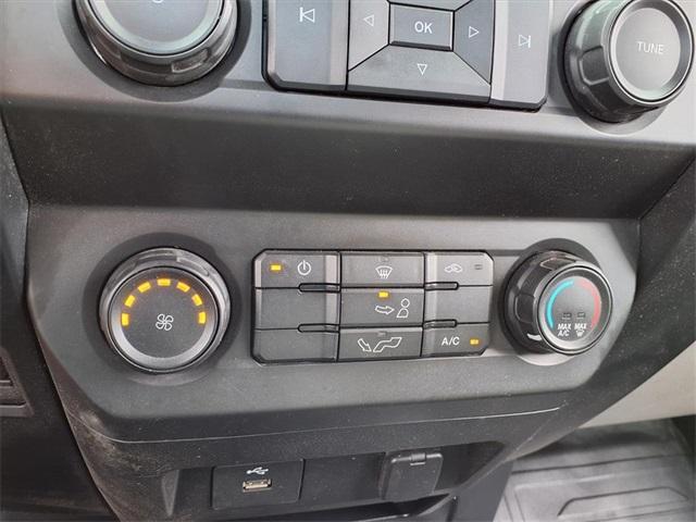 Photo of 2020 Oxford White Ford F-150