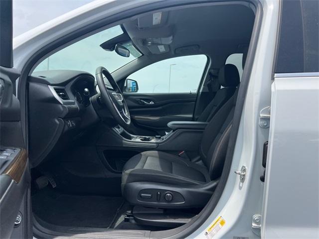 Photo of 2023 Summit White GMC Acadia
