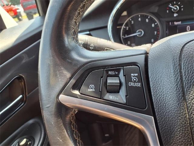 Photo of 2020 Summit White Buick Encore