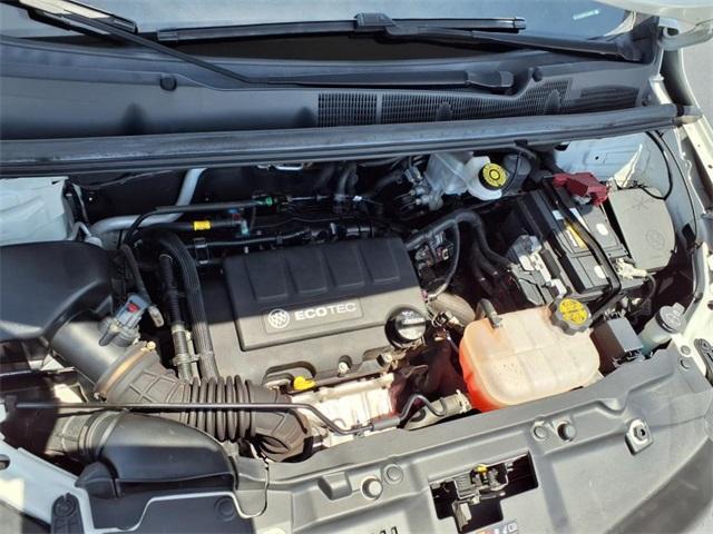 Photo of 2020 Summit White Buick Encore