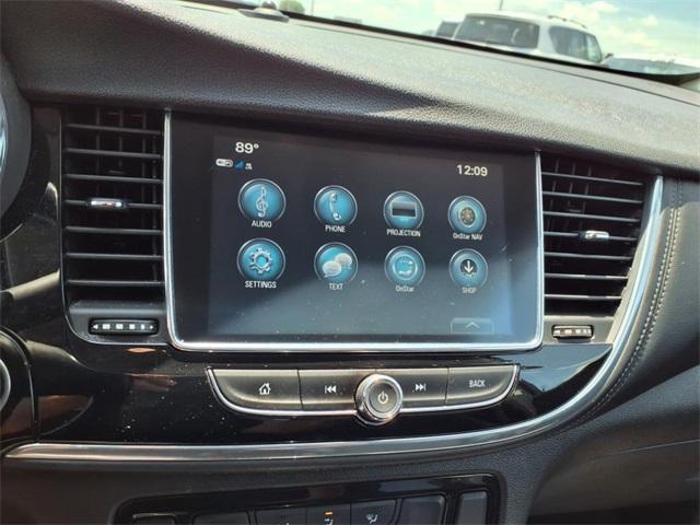 Photo of 2020 Summit White Buick Encore