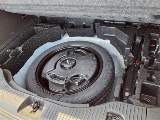 Photo of 2020 Summit White Buick Encore