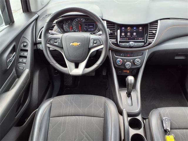 Photo of 2020 Silver Ice Metallic Chevrolet Trax