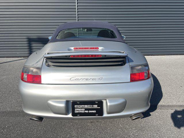 Photo of 2002 Arctic Silver Metallic Porsche 911
