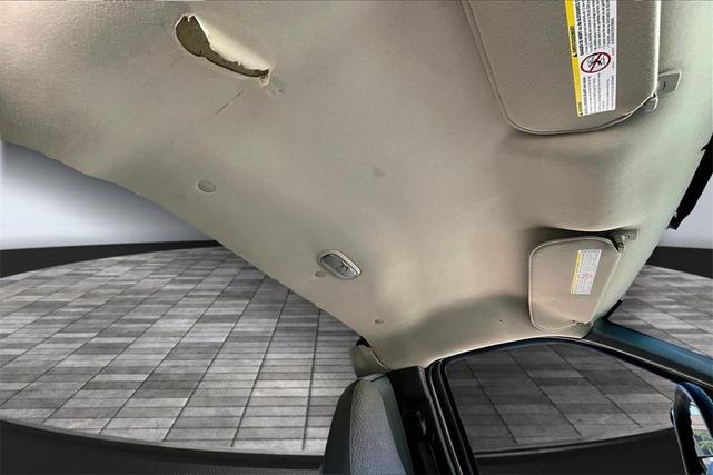 Photo of 2014 Summit White Chevrolet Express 3500