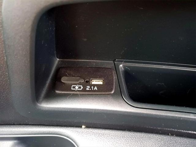 Photo of 2020 Crystal White Pearl Subaru Ascent