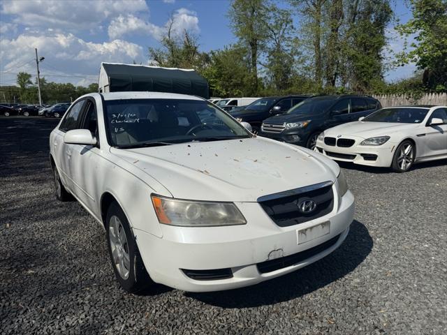 Photo of 2008 Powder White Pearl Hyundai SONATA