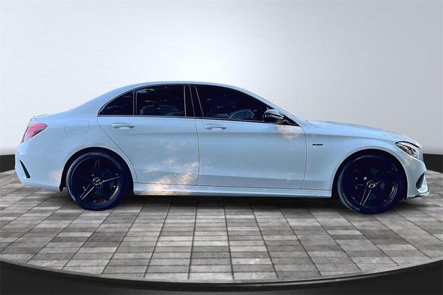 Photo of 2016 White Mercedes-Benz C-Class