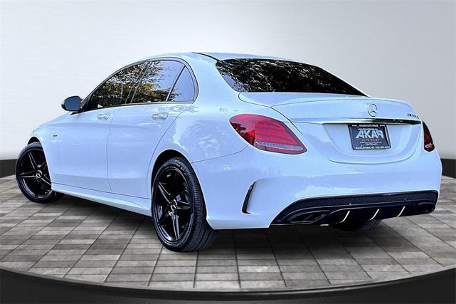 Photo of 2016 White Mercedes-Benz C-Class