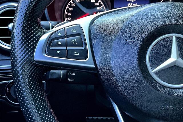 Photo of 2016 White Mercedes-Benz C-Class