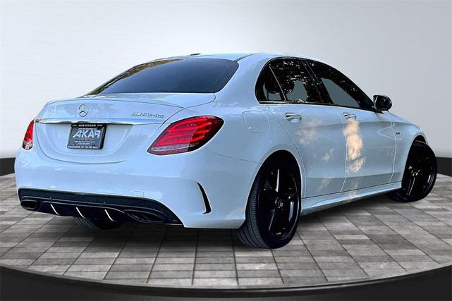 Photo of 2016 White Mercedes-Benz C-Class